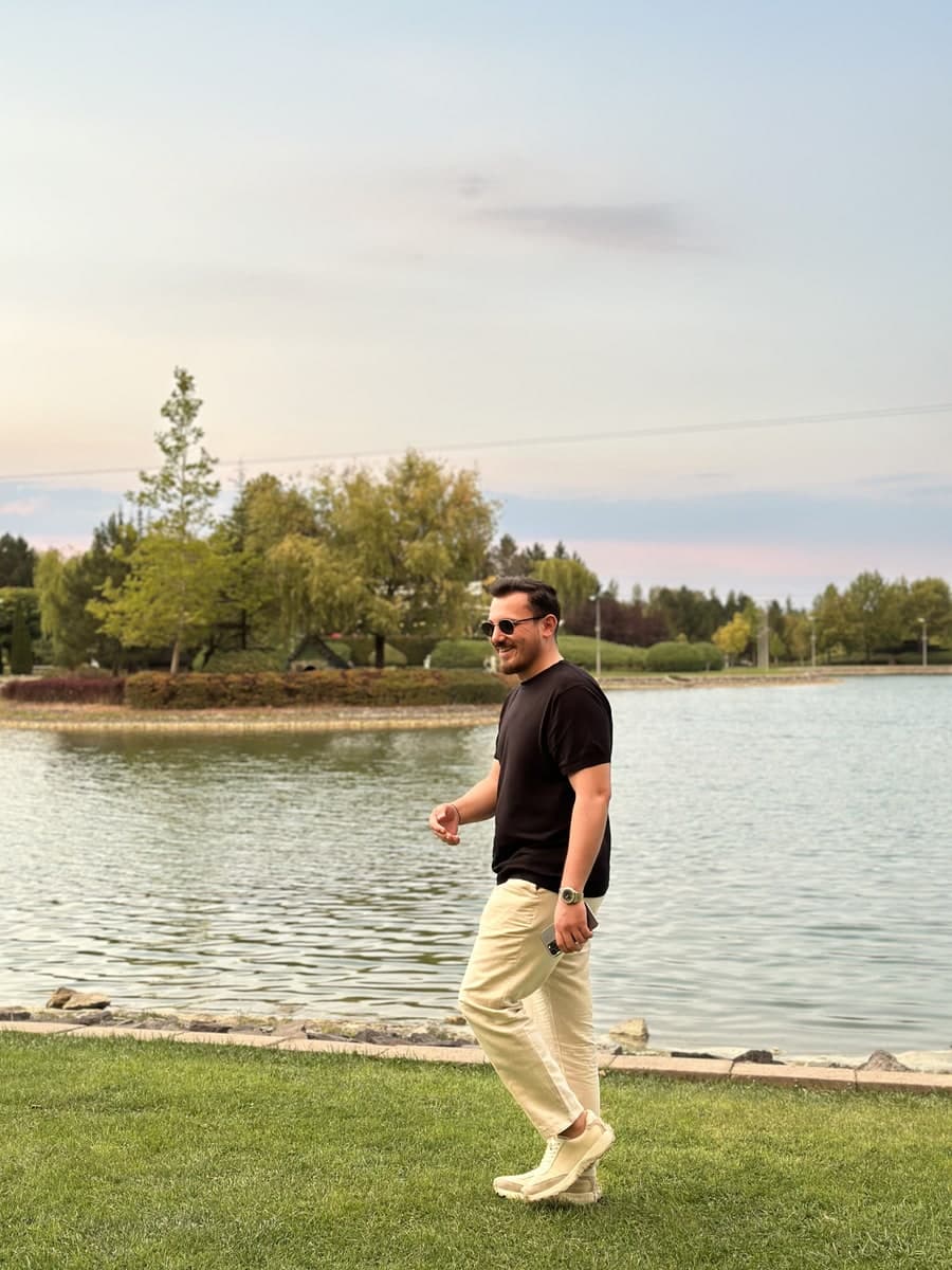 Mehmet Emin KARADAĞ